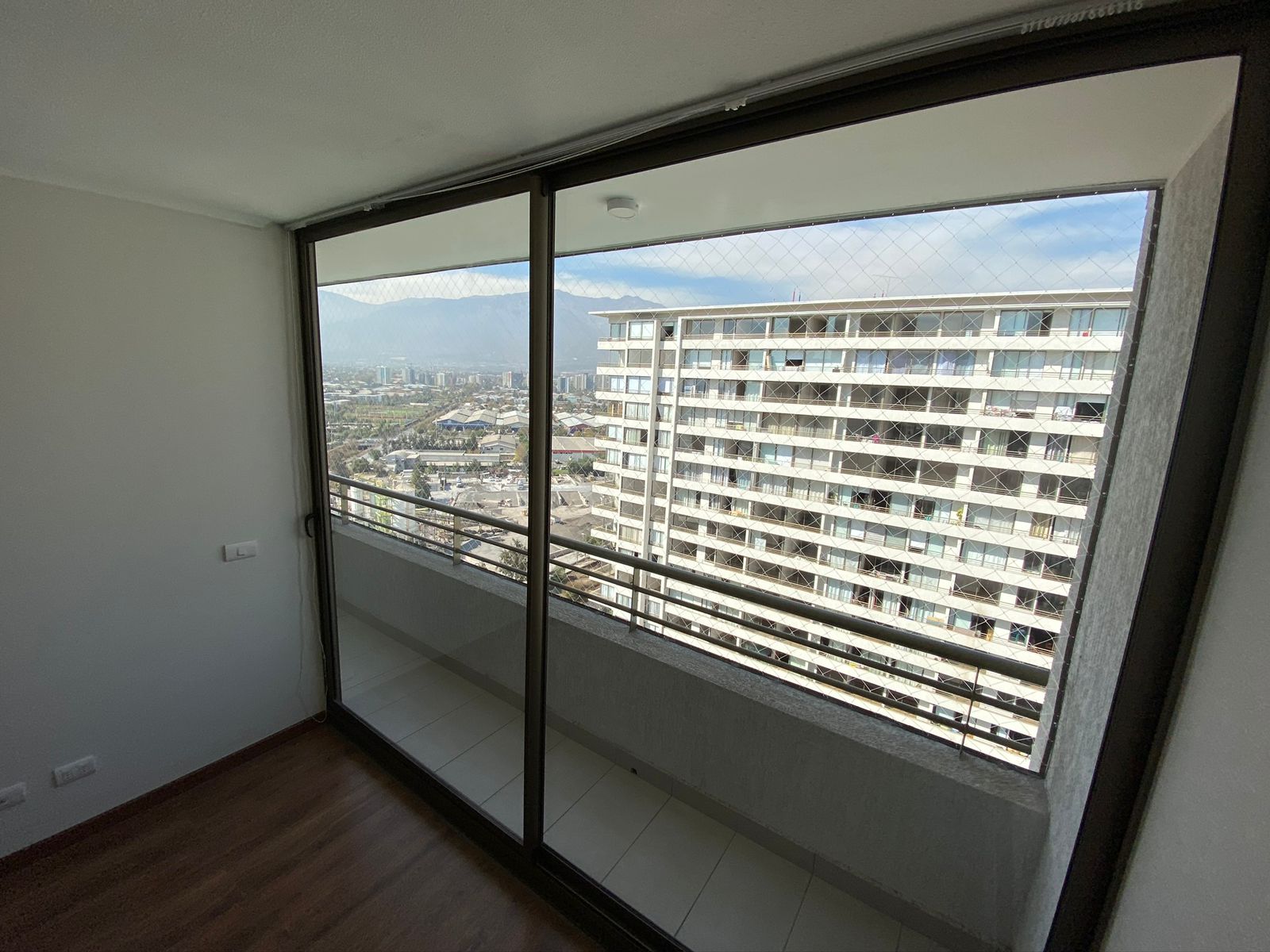 Se arrienda depto. 1 dormitorio/1 baño/Metro Carlos Valdovinos/MP198