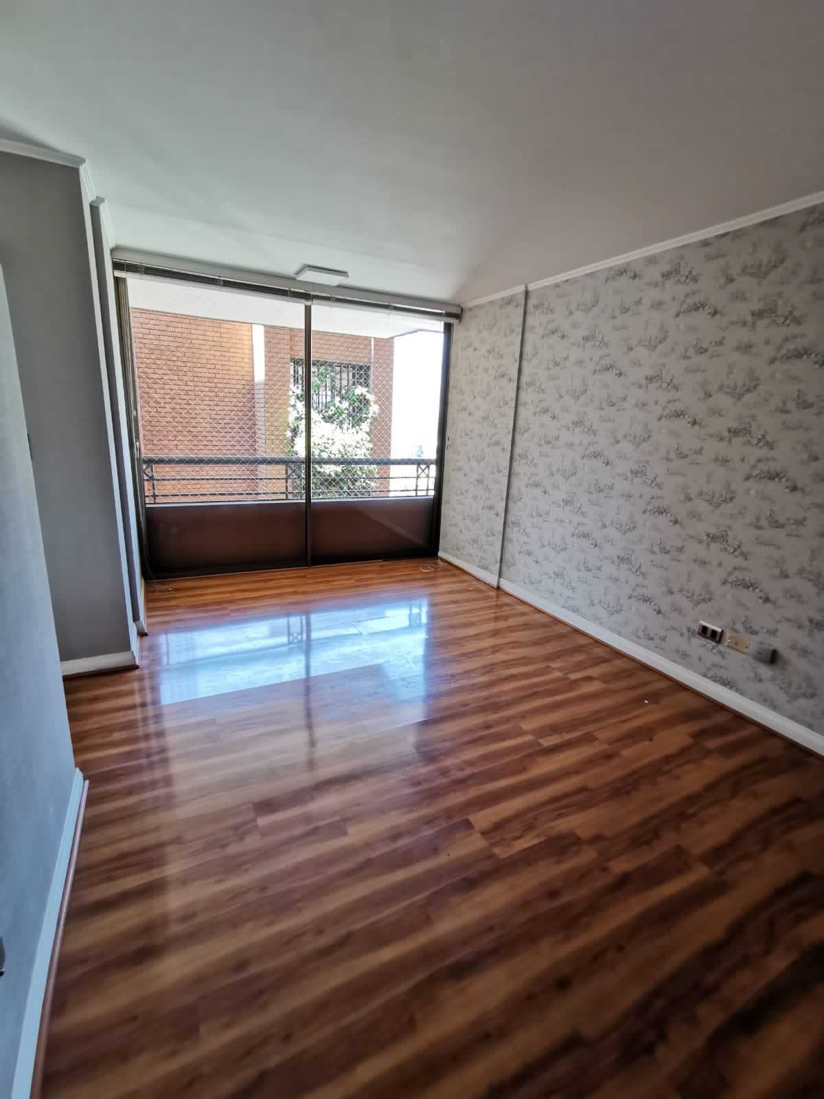 Se arrienda depto. 3 dormitorios/3 baños/Metro Manquehue/MP203